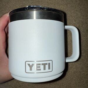 Yeti tumbler mug